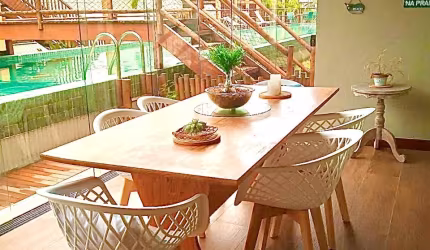 Apartamento com 2 quartos em condomínio