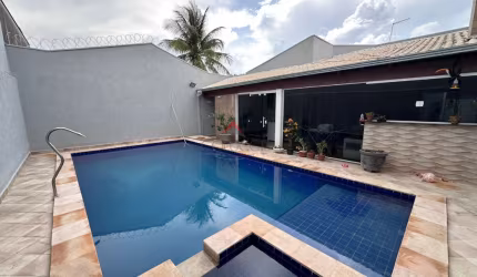 Excelente imóvel com Piscina a venda no Bairro Esplanada em Araçatuba SP