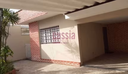 Casa com 3 quartos, Maracanã, Praia Grande - R$ 600 mil, Cod: 4610