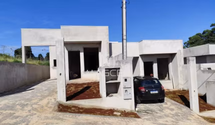 Casa com suíte com closet  - CA387