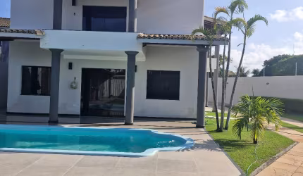 Casa dúplex ampla excelente localização em Lauro de Freitas