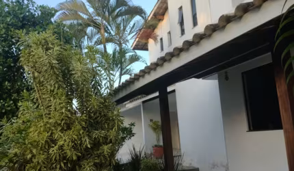 Casa 4/4 sendo 4 Suíte Priscila Dultra Lauro de Freitas.