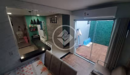 Casa em Condomínio Fechado Rubi codigo: 70393