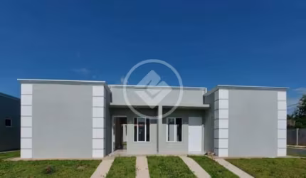 Casa em condomínio fechado no  bairro São João Del Rei com  dois quartos sendo uma suíte. Nova, área de lazer completa. codigo: 76668