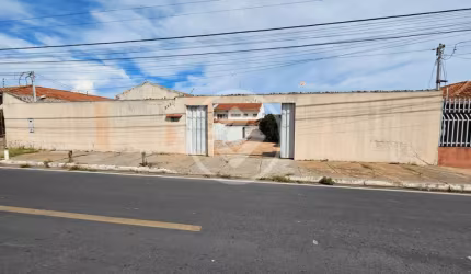 SOBRADO CENTRO NORTE DE VARZEA GRANDE, 3 QUARTOS, 1 SUITE, 660 M2, PISCINA, CHURRASQUEIRA codigo: 54992