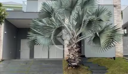 SOBRADO CONDOMINIO FLORAIS DOS LAGOS, 4 SUÍTES, SENDO UM MASTER COM CLOSET E BANHEIRA, ESCRITÓRIO, PISCINA, ESPAÇO GOURMET codigo: 79427
