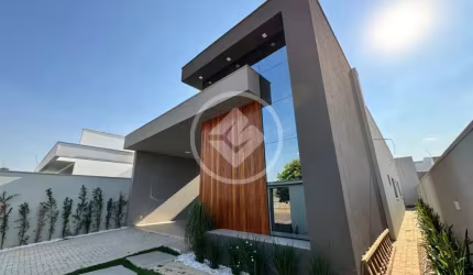 BELISSIMA CASA COM 191m² área construída, com piscina, garagem, sala e cozinha, lavanderia, dispensa, 3 suítes sendo 1 suíte com closet codigo: 98502