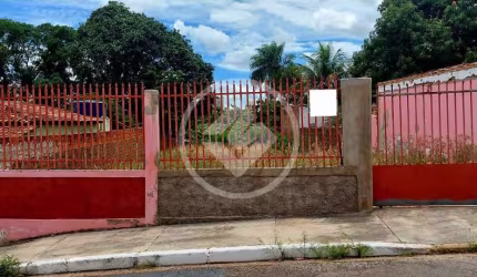 Terreno no bairro Lixeira, próximo de posto de gasolina, escolas, ginásio. Poucos metros da avenida Miguel Sutil e codigo: 107093
