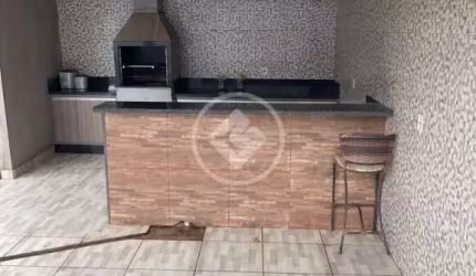 VENDE-SE CASA RESIDENCIAL ITAMARATI EM CUIABÁ - 250M² DE TERRENO 2 QUARTOS SENDO 1 SUÍTE E PISCINA - VALOR R$280.000,00 codigo: 107323