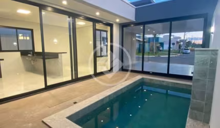 CASA EM CONDOMINIO FECHADO NO PRIMOR DAS TORRES COM 3 SUÍTES PISCINA COM CASCATA COZINHA GOURMET COM CHURRASQUEIRA codigo: 105149