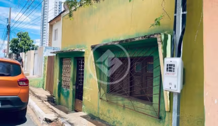 Casa bem localizada codigo: 111202