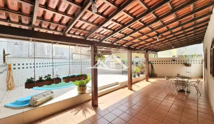 Casa à venda no bairro Parque Residencial Laranjeiras - Serra/ES