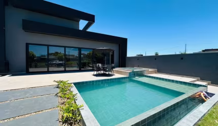 Linda Casa Condomínio Oásis - Porto Rico- PR