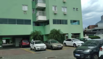 Vendo Apartamento Mobiliado, Bairro da Gloria, 2 Qtos, sendo 1 suite, vaga para carro, Macaé/RJ,