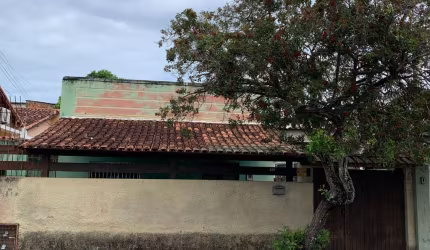 Imbetiba residencia 2 qtos, demais dep, gar, Macaé/RJ