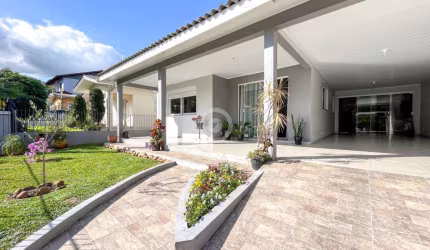 Casa à venda em Estância Velha, Floresta, com 3 quartos, com 209 m²