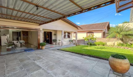 Casa à venda em Estância Velha, Bela Vista, com 2 quartos, com 388 m²