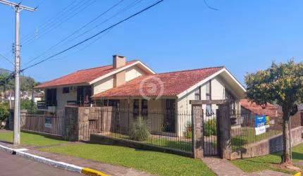 Casa à venda em Novo Hamburgo, Jardim Mauá, com 4 quartos, com 263.14 m²