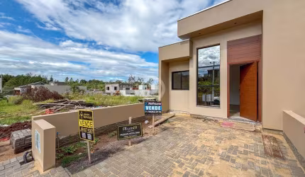 Casa à venda em Estância Velha, Lago Azul, com 2 quartos, com 65.08 m²