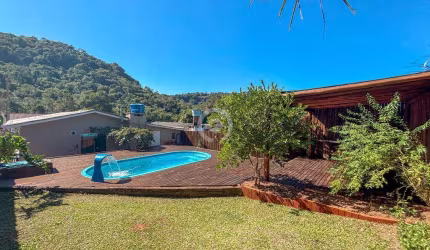 Casa à venda em Estância Velha, Rosas, com 3 quartos, com 130.36 m²