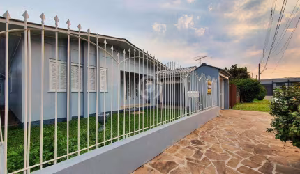 Casa à venda em Estância Velha, Lira, com 3 quartos, com 200 m²