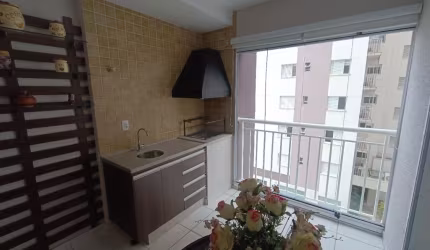 Apto com Varanda Gourmet