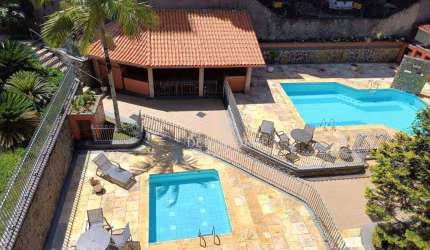 Cobertura com 6 dormitórios à venda, 341 m² por R$ 1.690.000,00 - Taumaturgo - Teresópolis/RJ