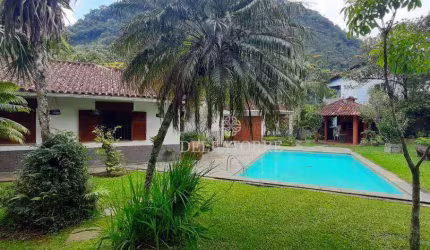 Casa com 5 dormitórios à venda, 408 m² por R$ 1.600.000,00 - Granja Guarani - Teresópolis/RJ