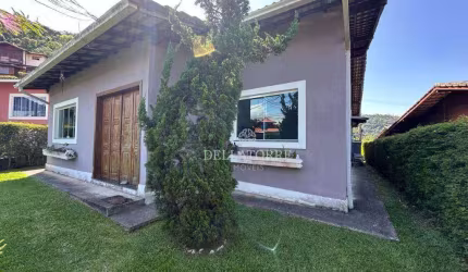 Casa com 4 dormitórios à venda, 213 m² por R$ 849.000,00 - Vargem Grande - Teresópolis/RJ