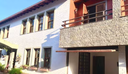 Casa com 3 dormitórios à venda, 124 m² por R$ 690.000,00 - Alto - Teresópolis/RJ