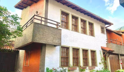 Casa com 3 dormitórios à venda, 154 m² por R$ 870.000,00 - Alto - Teresópolis/RJ