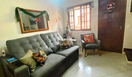 Casa com 3 dormitórios à venda, 125 m² por R$ 495.000,00 - Tijuca - Teresópolis/RJ
