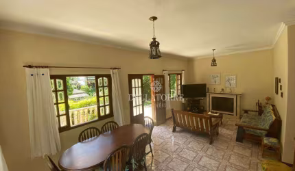 Casa 4 quartos em Condominio