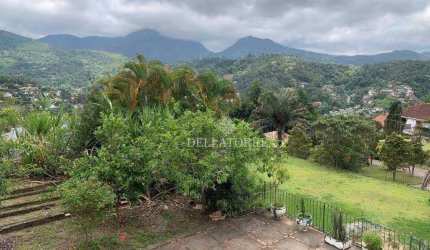 Terreno à venda, 576 m² por R$ 460.000,00 - Golfe - Teresópolis/RJ