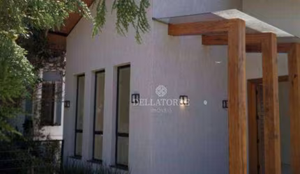 Casa com 3 dormitórios à venda, 145 m² por R$ 770.000,00 - Albuquerque - Teresópolis/RJ