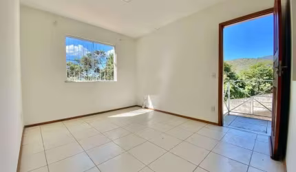 Casa com 2 dormitórios à venda, 67 m² por R$ 500.000,00 - Albuquerque - Teresópolis/RJ
