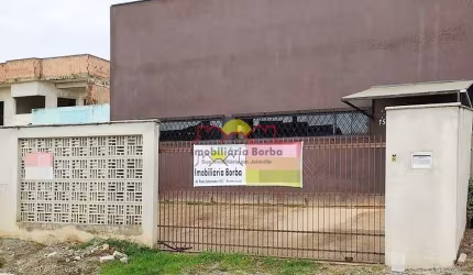 Galpão com 170 M² e 08 Ambientes em Araquari