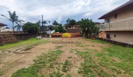 Terreno com Área Total de 325,81 m² no Jarivatuba