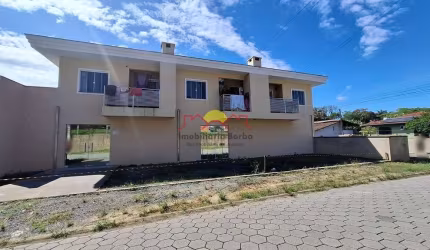 Apartamento com Sacada e Churrasqueira