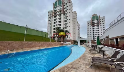 Apartamento Mobiliado com 02 Vagas de Garagem