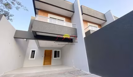 Sobrado Geminado de Alto Padrão com Suíte