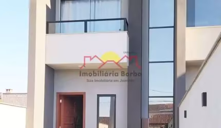 Sobrado Geminado com 02 Quartos no Aventureiro
