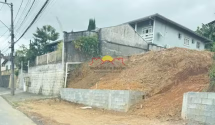 Terreno Residêncial/ Comercial no Jarivatuba