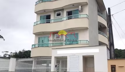Apartamento Semi Mobiliado com 02 Vagas de Garagem