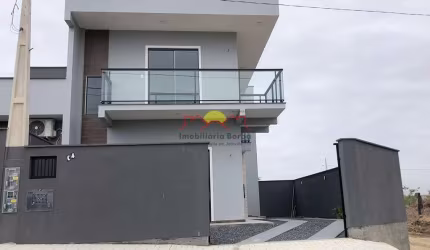 Sobrado Geminado com 02 Quartos em Barra Velha