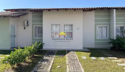 Casa Averbada com 02 Quartos e Piscina