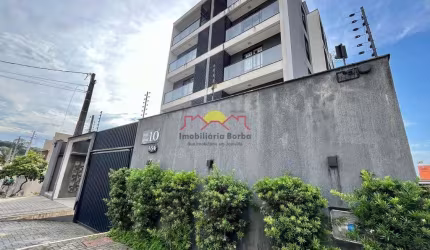 Apartamento Mobiliado com 02 Quartos e Elevador