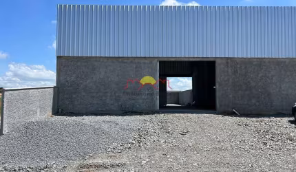 GALPÃO COM 100 m² NO BAIRRO ITINGA ARAQUARI/ SC