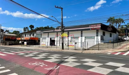 SALA COMERCIAL COM 250 M² NO BAIRRO SANTA CATARINA