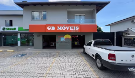 SALA COMERCIAL COM 120 M² NO BAIRRO BOEHMERWALD